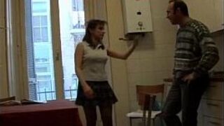 Мамаша итальянка выебана на диване - Мамочка итальянка выебана на диване - - порно видео