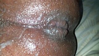 Губы с большой задницей ждут большой член - порно видео