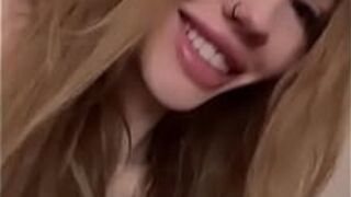 СЛАДКАЯ ЭСКОРТ МИКА - порно видео