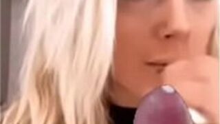 Лив Морган косит - порно видео
